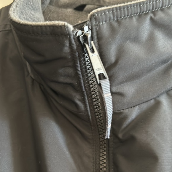 Columbia Jacket w/Fleece Lining - Picture 3 of 10